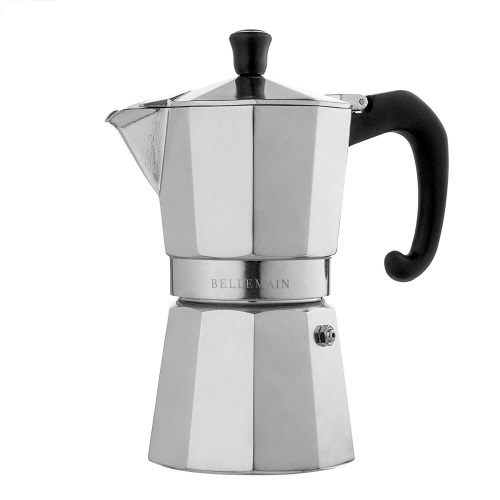 Existen diferentes máquinas para preparar el sabroso cafecito. ¿Cuál te gusta más?